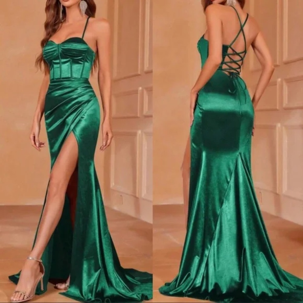 Luxe Emerald Green Satin Corset Lace up Ruched Formal Party Wedding Dress
